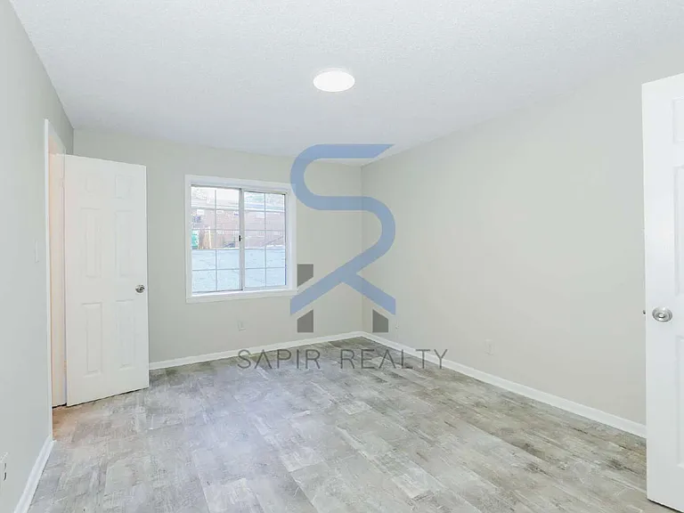 2045 Alison Ct SW #4 — Photo 6