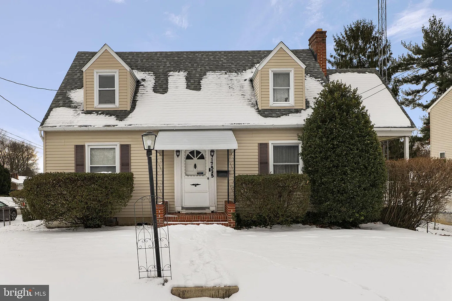 17525 Gay St photo 1
