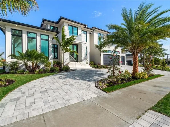 109 S Seas CT, MARCO ISLAND, FL 34145