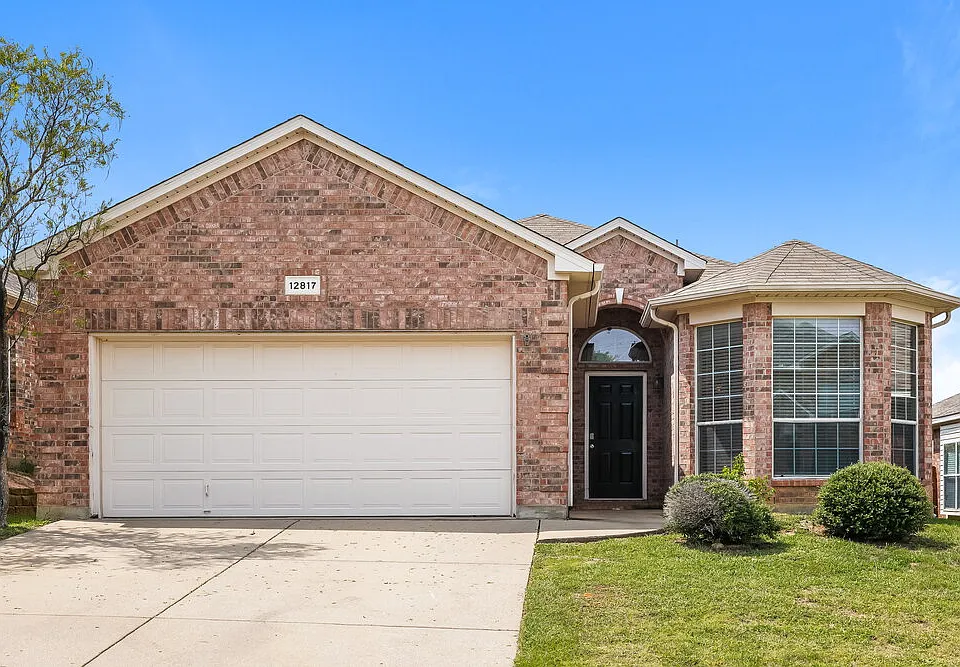 12817 Dorset Dr