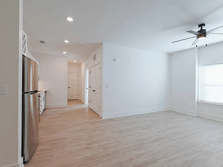 Tropia Luxury Apartments — Photo 67