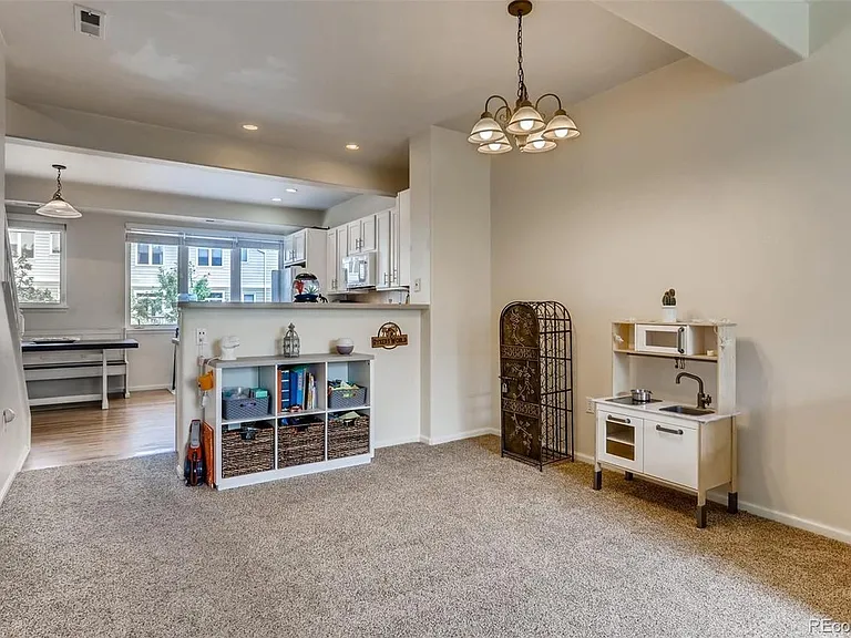 2943 W Riverwalk Cir #P — Photo 2