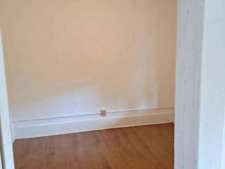 205 Beecher St #3 — Photo 4