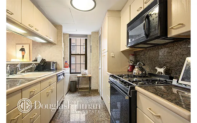 Sold by Douglas Elliman | media 11