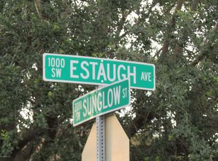 1090 SW Estaugh Ave, Port Saint Lucie, FL 34953