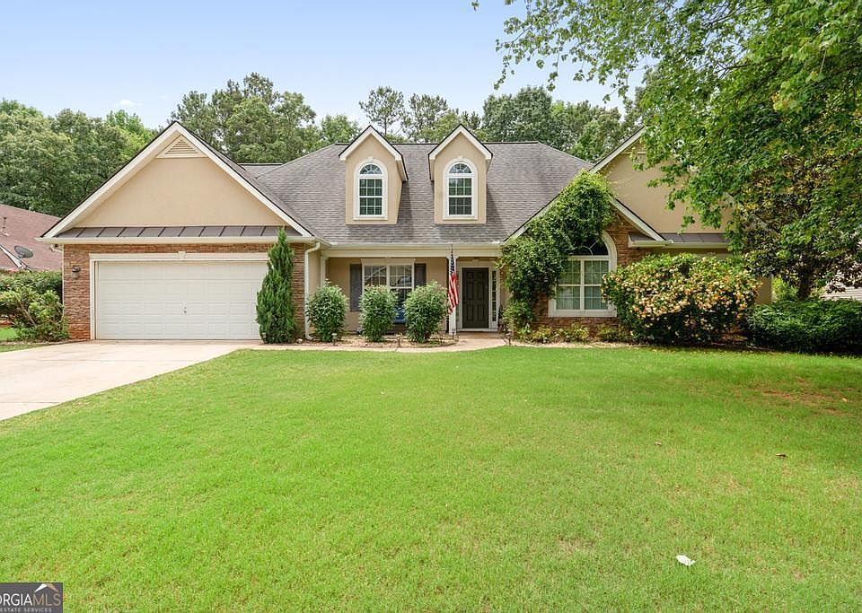 1st image of 235 Creekside Cir