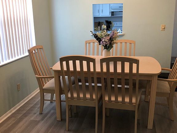 Dining area off living room