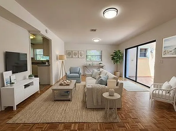 117 N Lakeside Dr APT B, Lake Worth Beach, FL 33460