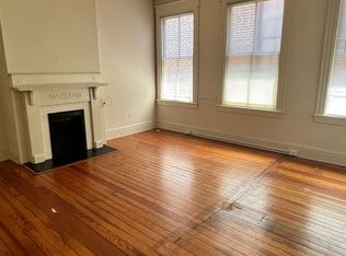 1022 W Franklin St APT 3, Richmond, VA 23220