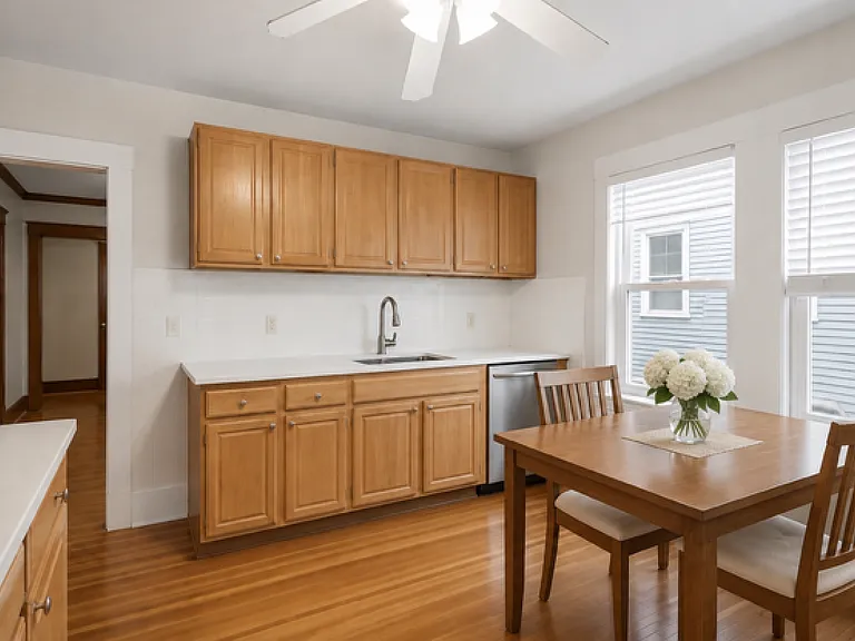 170 Walter St #2 — Photo 7