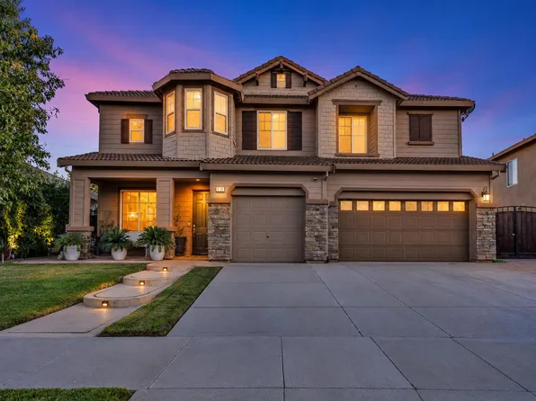 219 San Lorenzo St, Los Banos, CA 93635