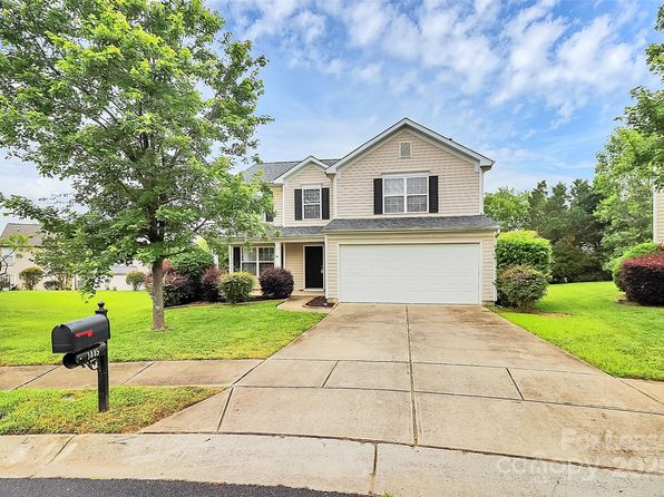 1445 Laraway Ct NW