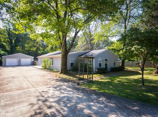 14407 Pine Ln, Woodbridge, VA 22191