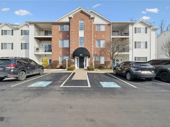 250 Hidden Ridge Ct APT 301, South Park, PA 15129
