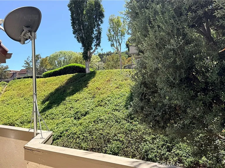 28141 Montecito #30 — Photo 10