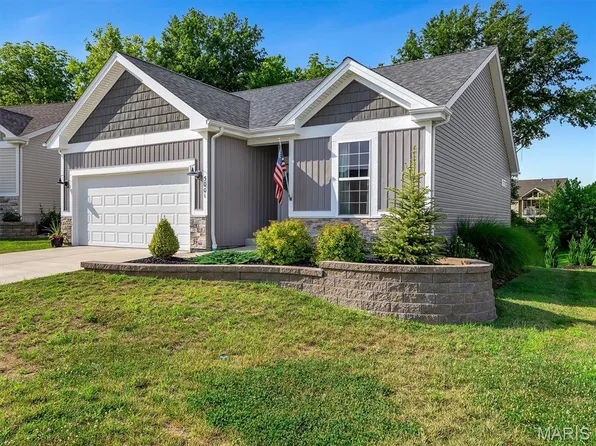 3001 Koch Ln, Washington, MO 63090