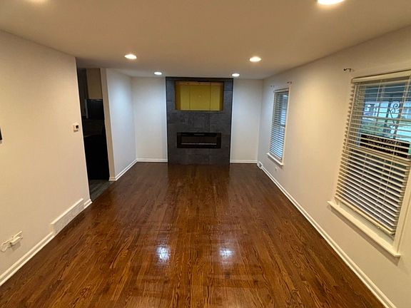 2nd image of 308 S Walnut St