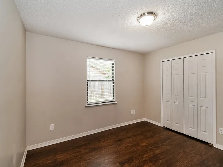 8468 Hamden Rd — Photo 13