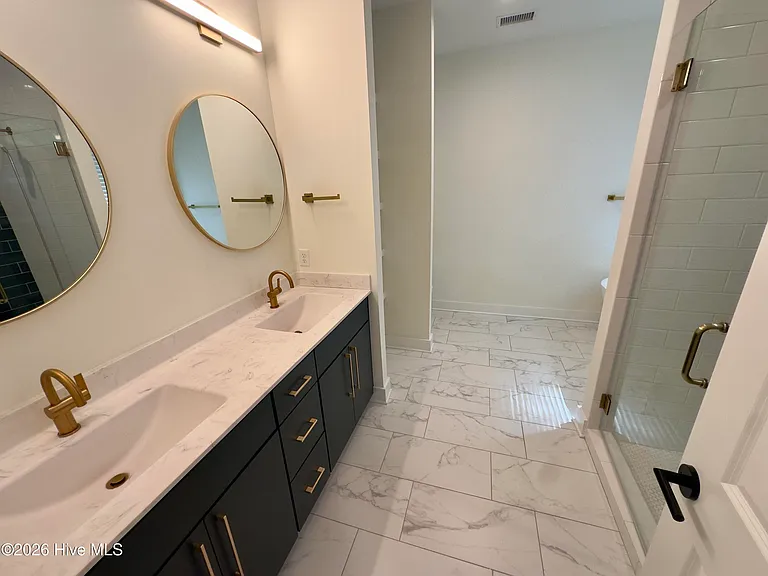 213 Myrtle Ave — Photo 25