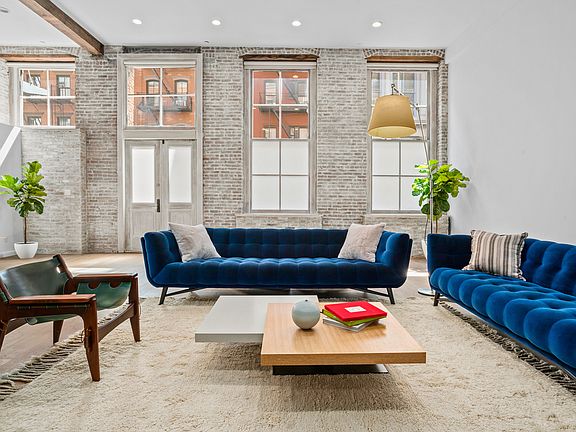 3rd image of 30 Crosby St APT M2
