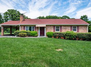 137 Eastview Dr, Madison Heights, VA 24572