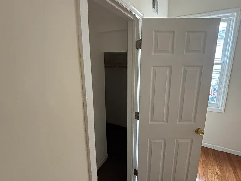 120 Orange Ave #1 — Photo 3