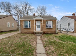 25713 Penn St, Dearborn Heights, MI 48125