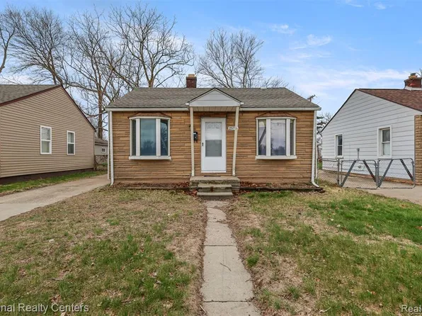 25713 Penn St, Dearborn Heights, MI 48125