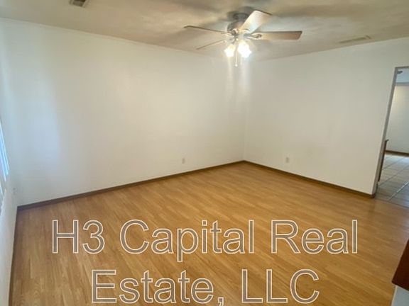 2nd image of 110 Northtowne St APT 18