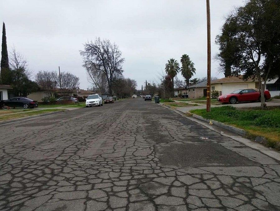 2nd image of 4659 E Donner Ave
