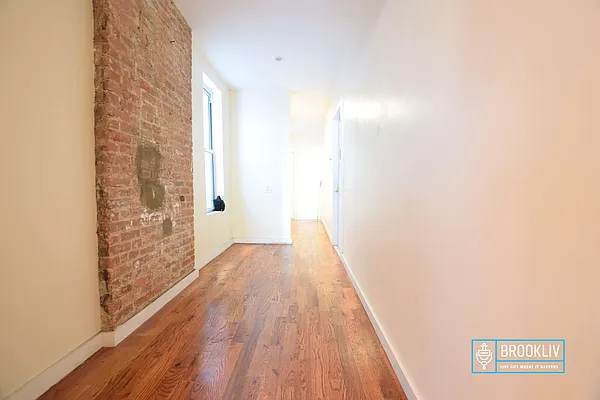 Rented by null | media 28