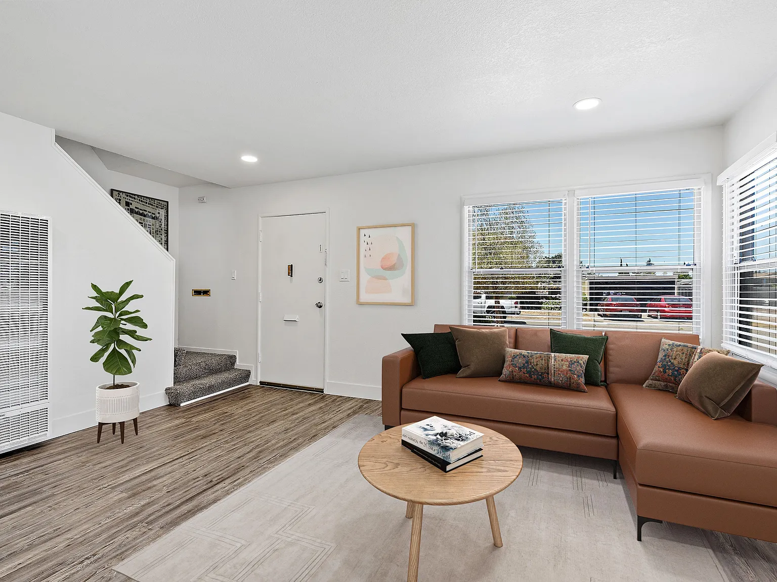 Hesperian Townhomes — Photo 3