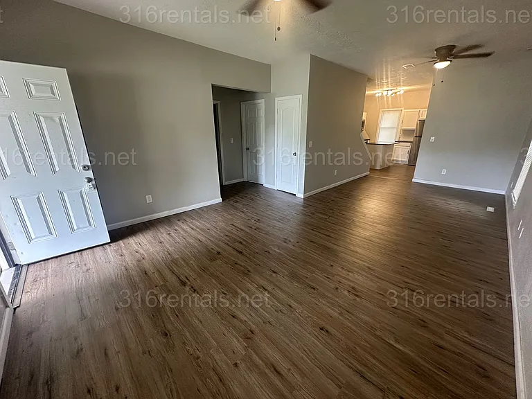 1324 S Emporia Ave — Photo 14