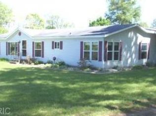 21383 Featherstone Rd, Centreville, MI 49032