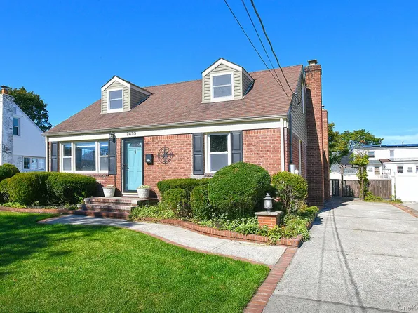2499 3rd Avenue, East Meadow, NY 11554