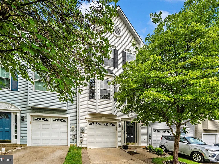 7115 Oberlin Cir — Photo 49