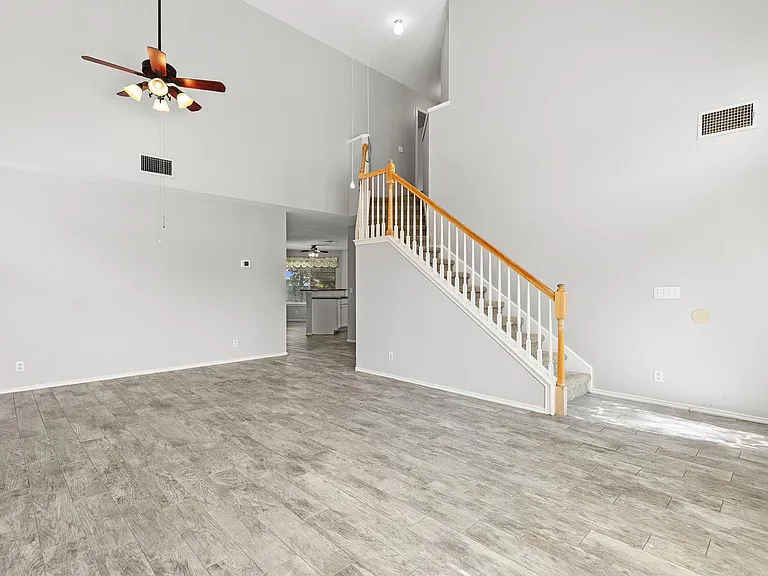 16802 Bailey Jean Dr — Photo 20