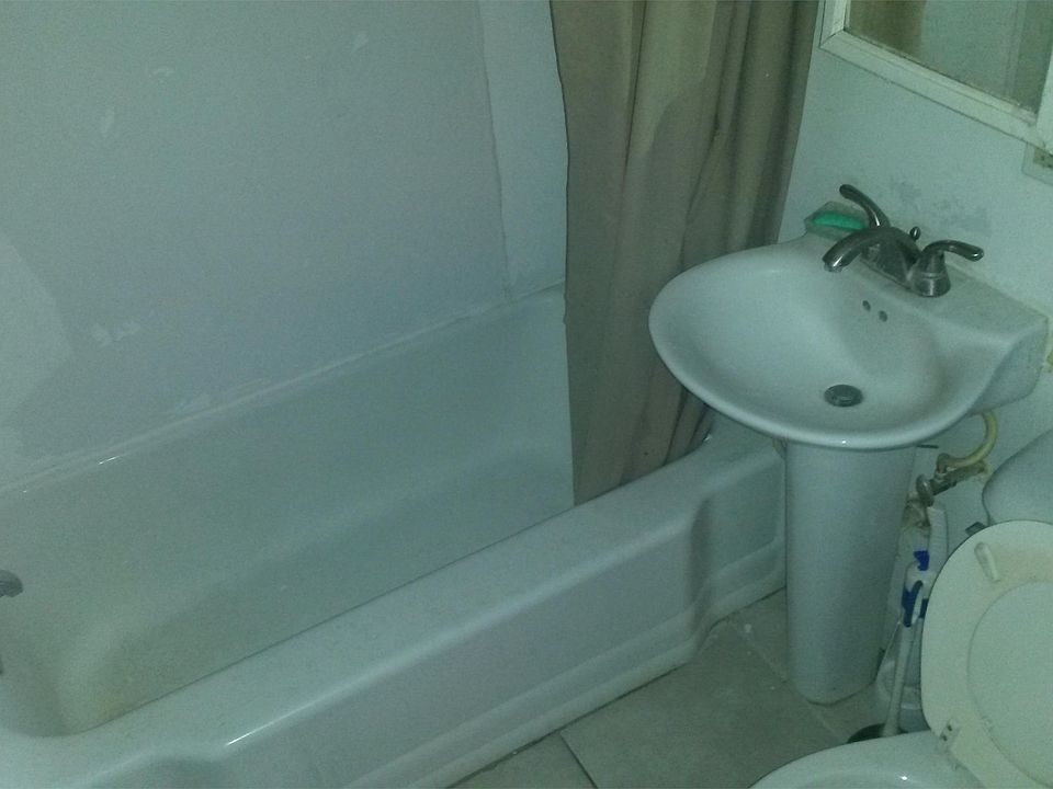 2nd image of 620 Lincoln St APT 4