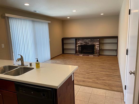 4th image of 3724 Edgefield Dr