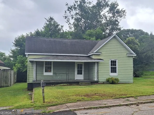 503 S 6th St, Lanett, AL 36863