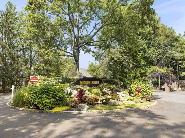 191 Fen Way #191, Syosset, NY 11791