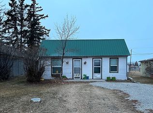 824 Montana St, Valier, MT 59486