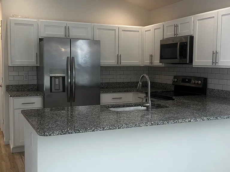 922 Osage Villa Ct — Photo 18