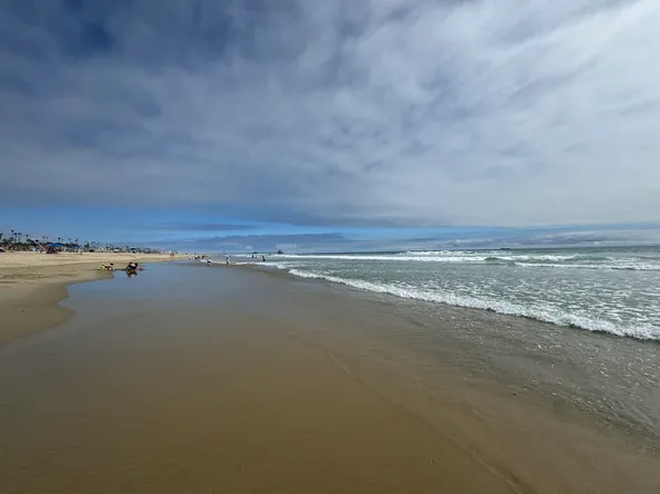222 20th St APT 4, Huntington Beach, CA 92648