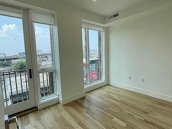 4th image of 577 3rd Ave #5F