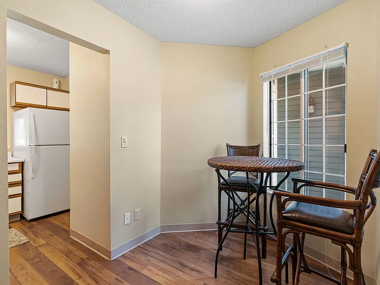 Woodlane Place Townhomes — Photo 17