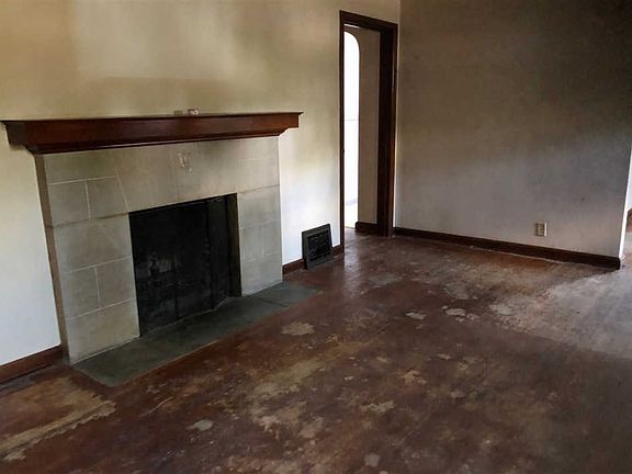 3rd image of 2115 Bellemeade Ave