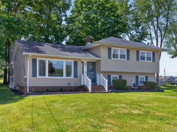 4 Saint Eve Court, Middletown, NY 10940