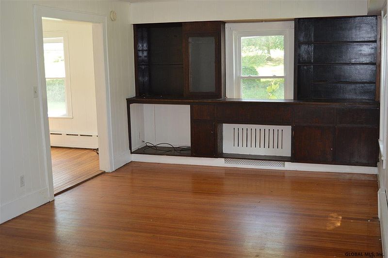 5th image of 31-33 CHATHAM Street