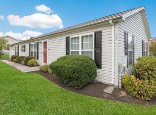 2004 Highland Ct #2004, North Wales, PA 19454